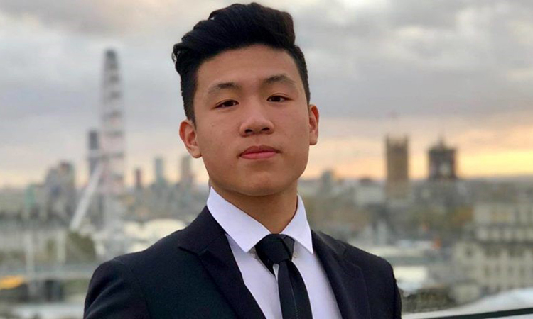 B&ugrave;i Phi Long, 19 tuổi, sinh vi&ecirc;n năm nhất trường King's College London. Ảnh: Nh&acirc;n vật cung cấp.